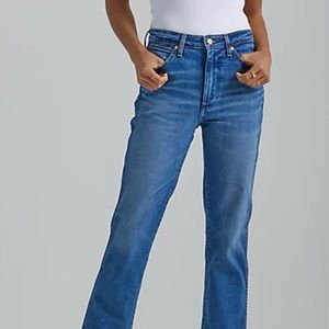 Wrangler Wild West High Rise Straight Jean Washed Blue